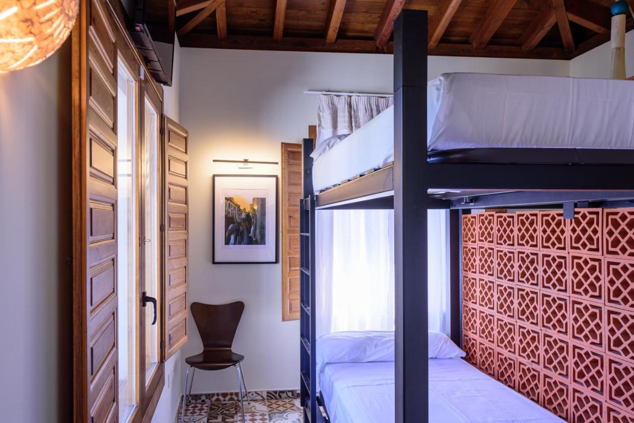 Guest house Con Encanto La Luna En El Alba 3*